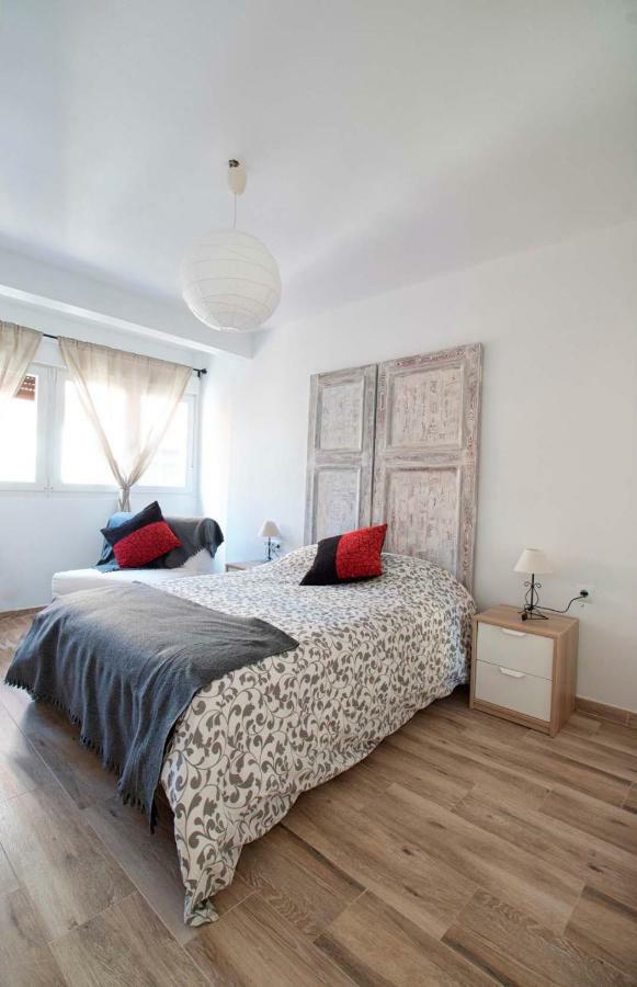 Apartamentos Rivera Alicante Esterno foto