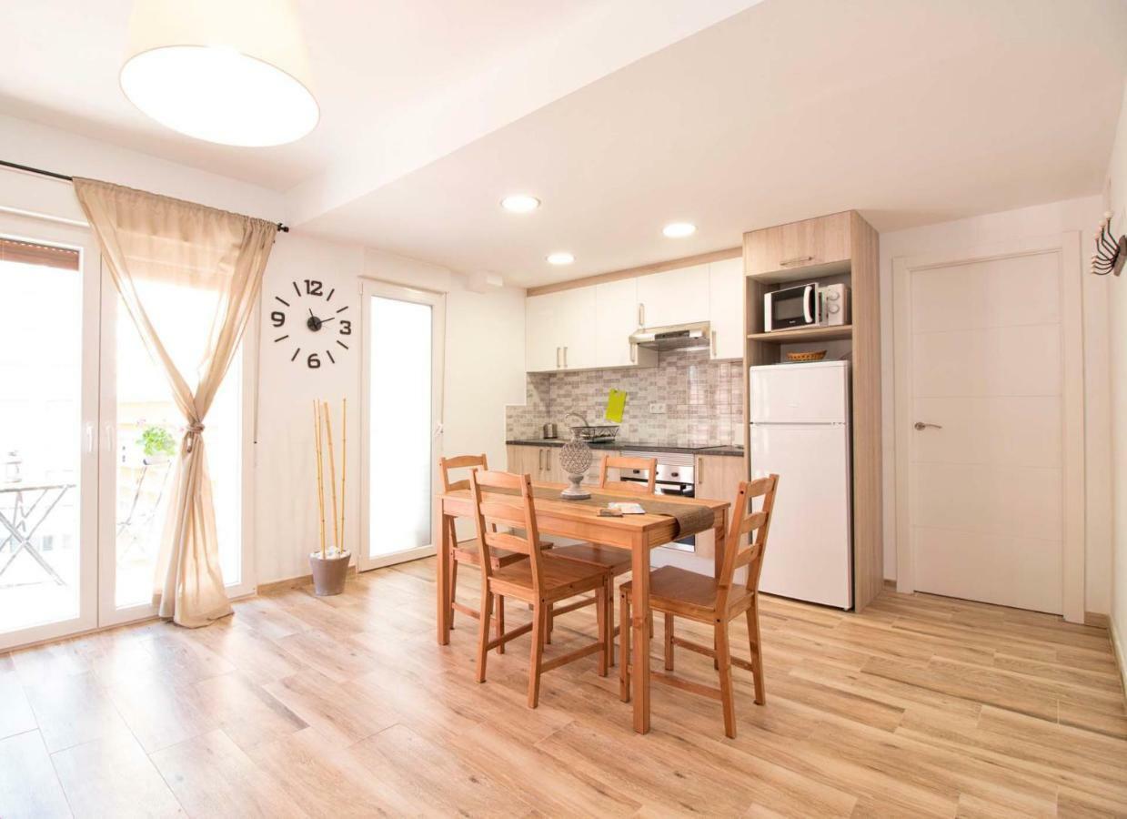 Apartamentos Rivera Alicante Esterno foto